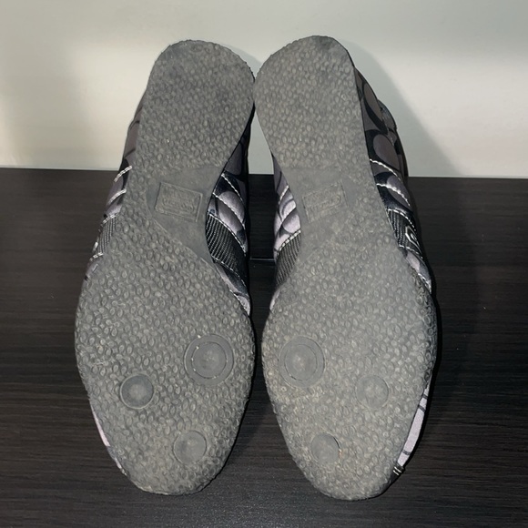 Coach Shoes (Size 5) - Picture 6 of 11